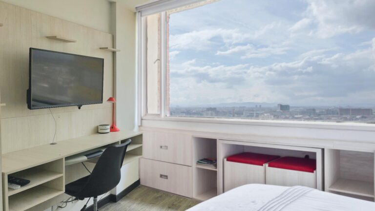 Picsart_24-10-09_15-32-04-432